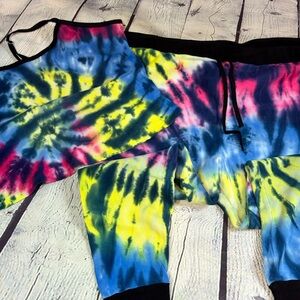 Current Mood Blue and Yellow Tie-Dye Top